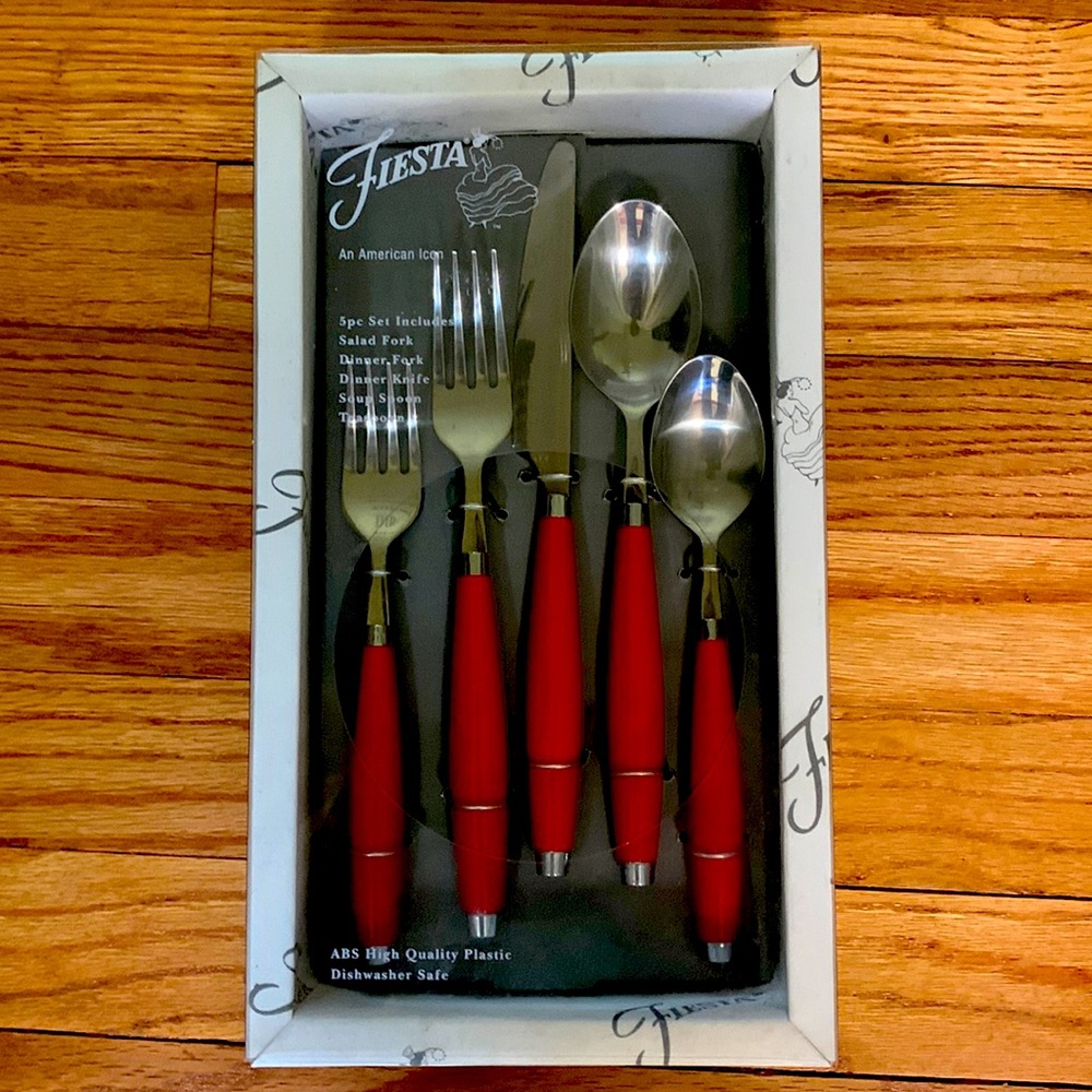 Red 5 pc Setting Fiestaware Stainless Steel Flatware HOMER LAUGHLIN